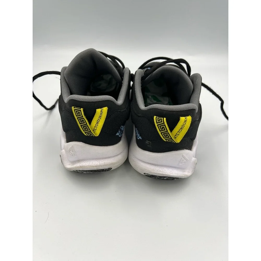 Nike Giannis Immortality‎ 2 Youth Size 6Y Basketball Shoes Black White Boys EU38